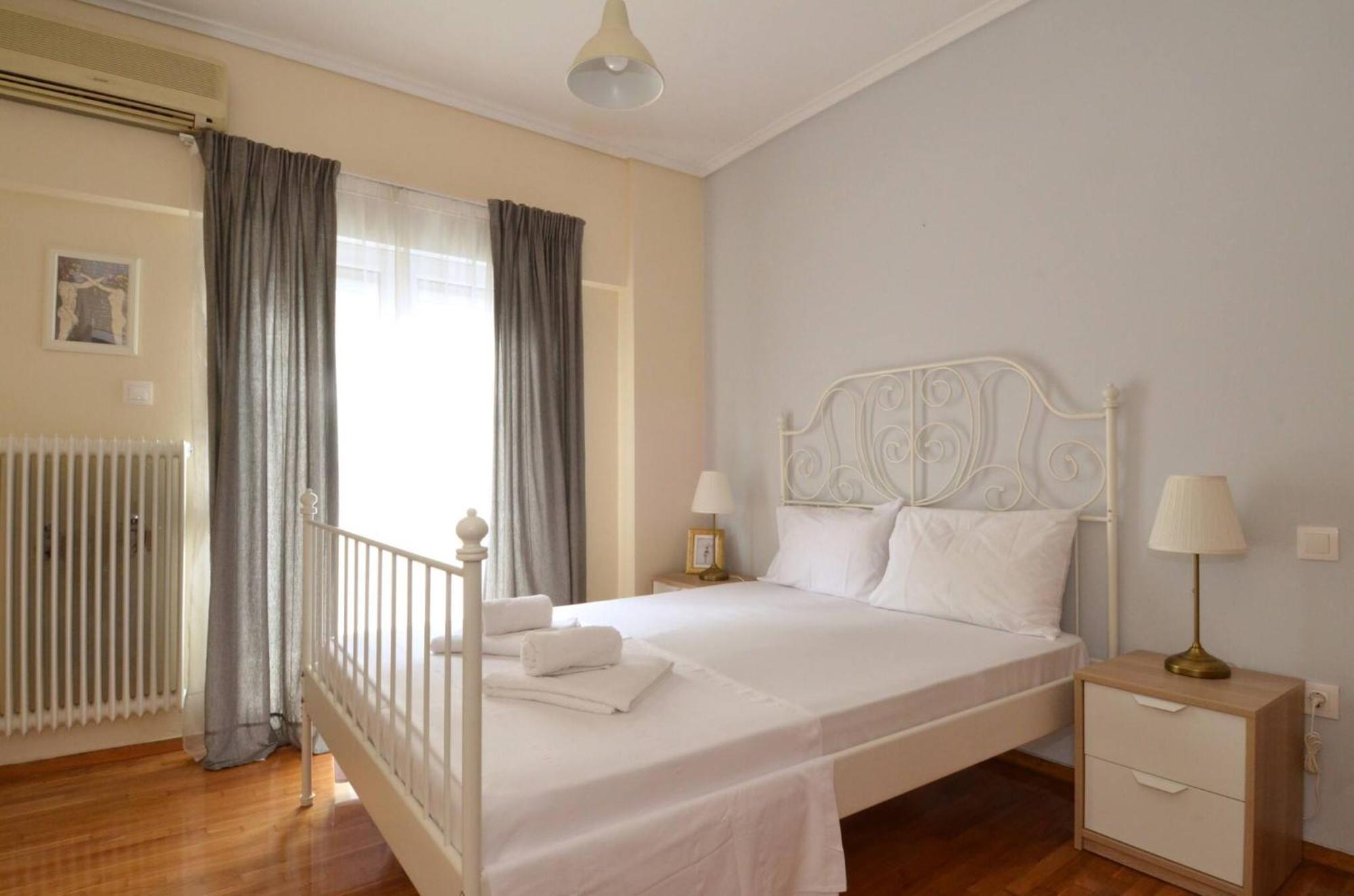 Exarchia, A Nice And Cozy Apartment Athen Eksteriør billede